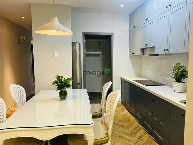 Hình ảnh Bán Hưng Phúc nhà đẹp - 98m2, ô xe hầm, 8,4 tỷ