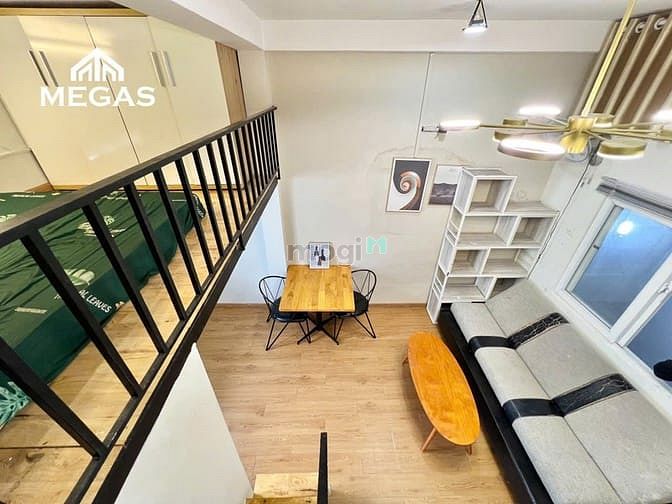 Hình ảnh Cho thuê căn DUPLEX siêu rộng ngay vòng xoay Dân Chủ - Quận 3