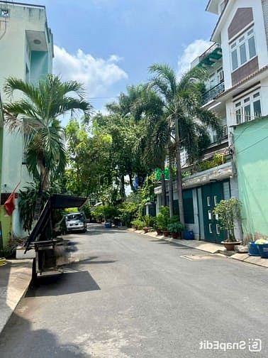 Hình ảnh Đất + dãy trọ 10x24m Phạm Huy Thông. GV. Xây CHDV. Tách được 2 lô.