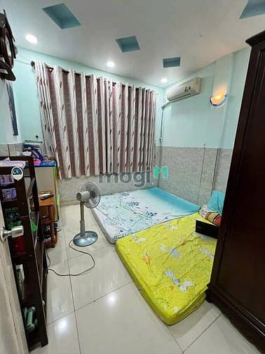 Hình ảnh Chung cư Saigon Tower, Thoại Ngọc Hầu, TP: 75m2, 2pn 2wc ban công 8tr5