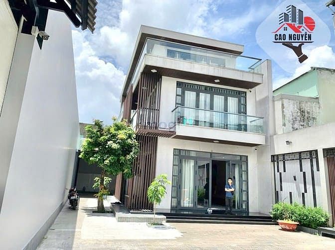 Hình ảnh Biệt thự sân vườn, 600m2 sử dụng, Bình Long, Bình Tân