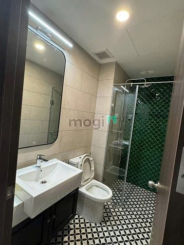 Hình ảnh Chung cư Phạm Văn Hai, P3, TB: căn gốc, ban công, full nt, 2pn 14tr/th