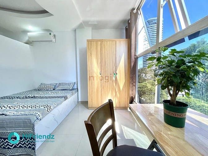 Hình ảnh Cho thuê studio thoáng mát - bao view ngay trục phan đăng lưu