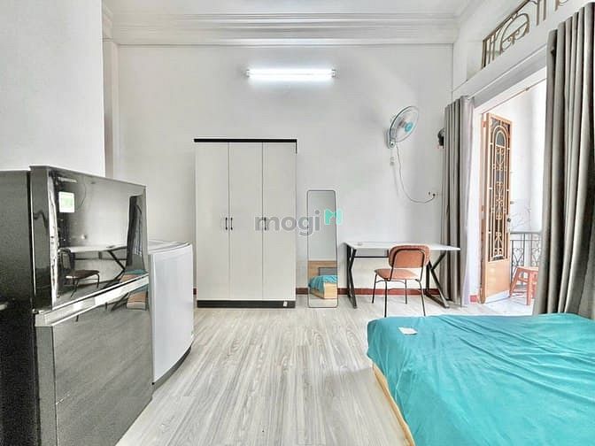 Hình ảnh 📺 Căn studio ban công + cửa sổ Bùi Đình Tuý gần ngã 4 Hàng Xanh🌱