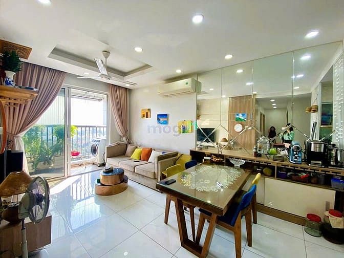 Hình ảnh Chung cư Phạm Văn Hai, P3, TB: căn gốc, ban công, full nt, 2pn 14tr/th