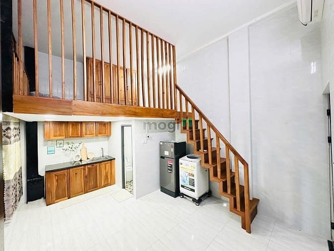 Hình ảnh Cho thuê CHDV Gác cao - Full Nội thất ngay Bùi Đình Tuý
