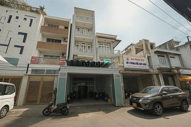 Hình ảnh Cho thuê nhà 702/3A Sư Vạn Hạnh, Phường 12, Quận 10