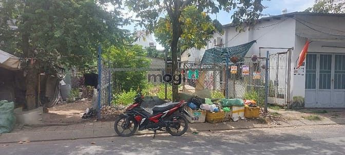 Hình ảnh Đất shr mt Lê Thị Kim kdbb Gần Ngã4 hóc môm