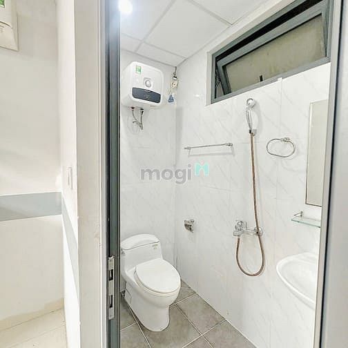 Hình ảnh Mb6623 nạp rút nhanh chóng mini giá rẻ 25m2 cửa sổ thoáng sát bên Etown Cộng Hoà Tân Bình