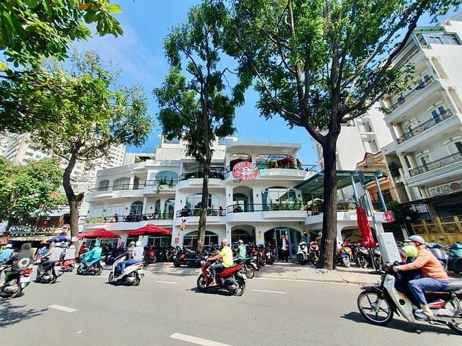 Hình ảnh Bán nhà góc 3 mặt tiền 25mx15m Quận 3 thu nhập 1,9ty/năm giá 65 tỷ