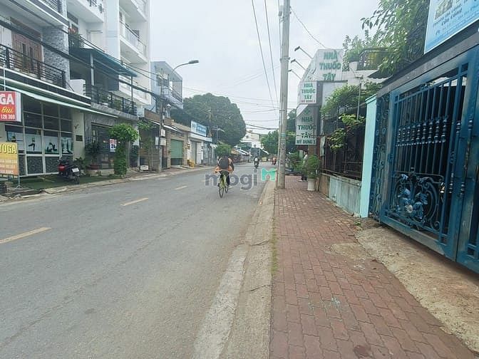 Hình ảnh Mặt Tiền Đường Hồ Bá Phấn, Phước Long A, Thủ Đức 175m2 - 19Tỷ hơn