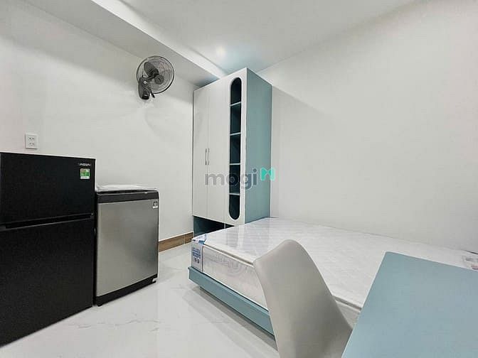 Hình ảnh cho thuê phòng studio full nội thất mới 100% kế Đh Văn Lang