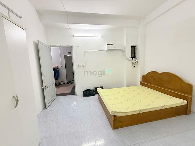 Hình ảnh Phòng thoáng mát đường Chiến Lược, giá từ 3tr3