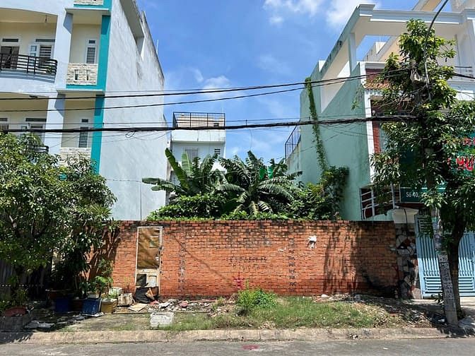 Hình ảnh Bán 2 Nền Đất MT Đường số 25, Khu Tên Lửa, 10x20, 23.5 Tỷ, Đối diện CV