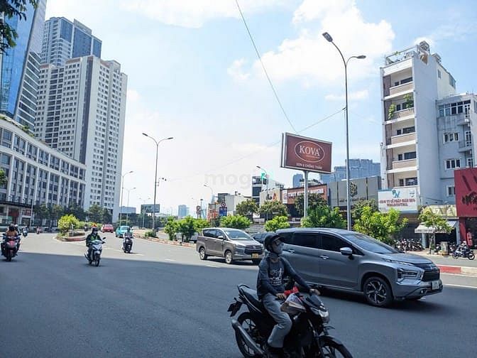 Hình ảnh Bán đất 217 Nguyễn Gia Trí, P.25 , Bình Thạnh DT : 4x16m giá 13.5 tỷ .