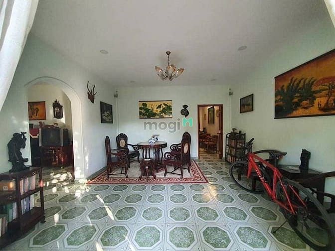 Hình ảnh Biệt thự nghệ thuật, Nhà của đạo diễn nghệ sĩ ưu tú, 205m, Chỉ 52 tỷ