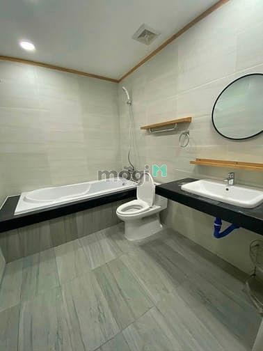 Hình ảnh Cho thuê Sunrise CityView Q7 giá rẻ Lh :