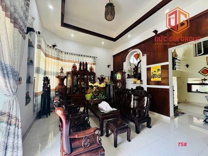Hình ảnh Biệt thự siêu đẹp tâm huyết gia chủ 268m2 giá 11 tỷ cần bán P.Tân Mai