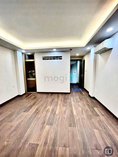 Hình ảnh Cho thuê nhà 32F Hoa Lan phường 2 Phú Nhuận