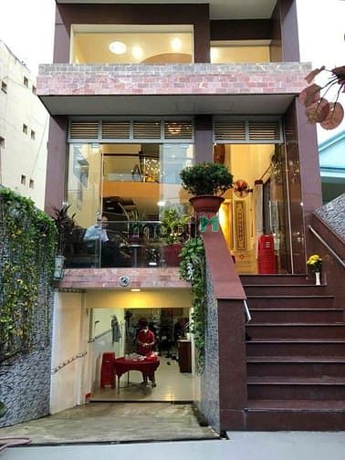Hình ảnh Bán nhà 1 hầm 4 tầng - thang máy - Phạm Văn Đồng - chỉ 12.9 tỷ