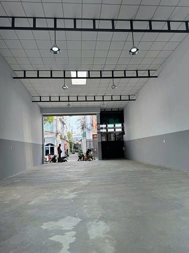 Hình ảnh Cho thuê nhà 7X30 mặt tiền Nguyễn Thị Tú, P Bình Hưng Hòa B, Bình Tân