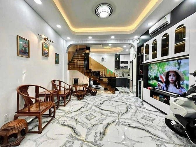 Hình ảnh Siêu Phảm Mặt Tiền 4Tầng Cầm Bá Thước, P7, PN