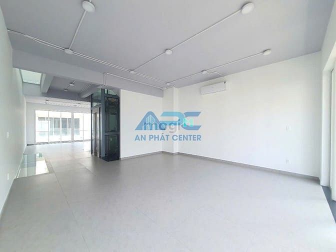 Hình ảnh Cho thuê Shophouse Sala mặt tiền lớn, hầm + 4.5 lầu, thang máy riêng