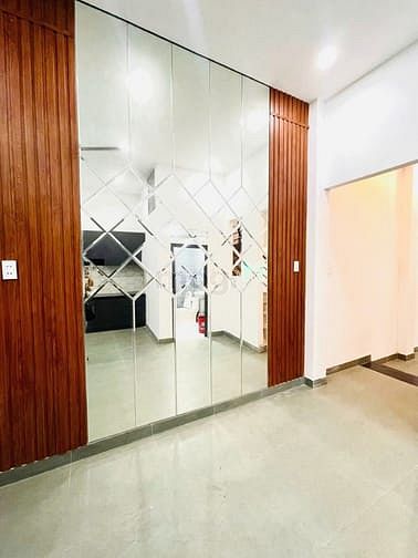 Hình ảnh Cho thuê nhà full nội thất Quận 10