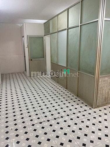 Hình ảnh Nhà 2 Mặt Tiền 484 Bà Hạt Q10 Cho Thuê
