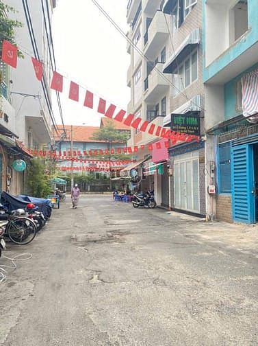 Hình ảnh Siêu hót! Bán lô đất HXT Bùi Đình Túy, ( DT: 6x16,5m & XDM: 5 Tầng )