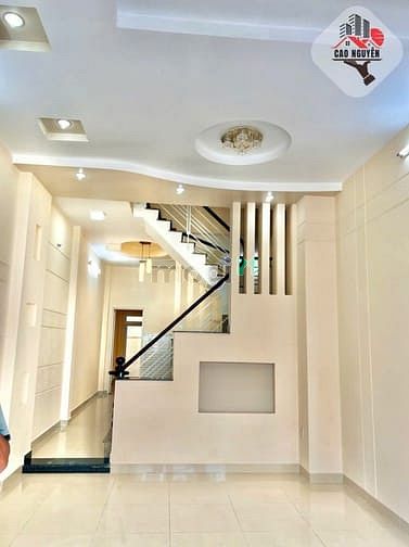 Hình ảnh Nhà (4m x 16m) 3 lầu 5 phòng ngủ, đường Lê Văn Quới