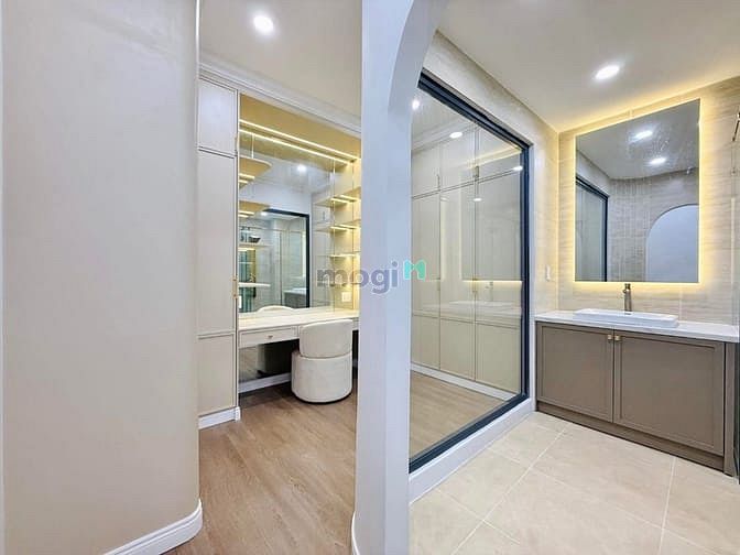 Hình ảnh Bán nhanh nhà hẻm Hoà Hoả, P4, Q10, DT 64m2, giá 4tỷ500tr, sổ riêng.