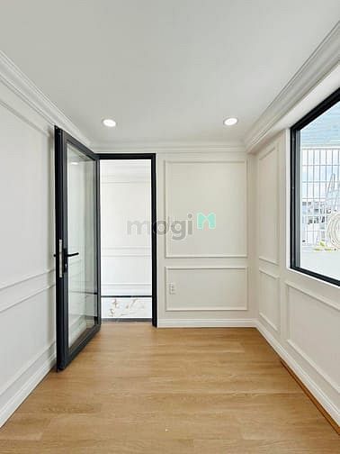 Hình ảnh Bán nhanh nhà hẻm Hoà Hoả, P4, Q10, DT 64m2, giá 4tỷ500tr, sổ riêng.