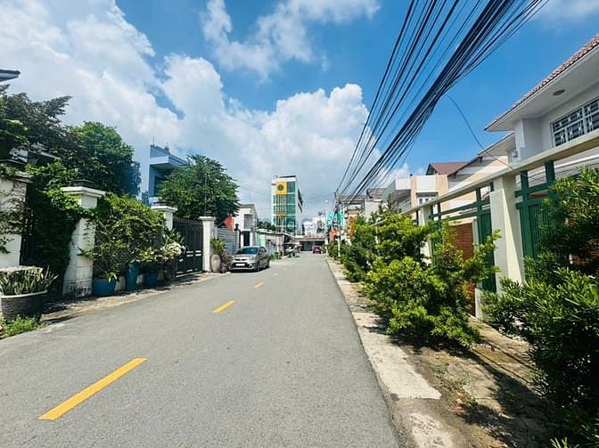 Hình ảnh Bán đất đường 6 phường Tân Tiến cũ cách Phan Trung 50m sổ hồng 188m2