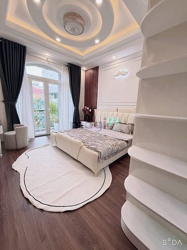 Hình ảnh Bán nhanh nhà ở Nguyễn Thiện Nhật - Q3, DT 80m2, giá 4tỷ590, sổ riêng.