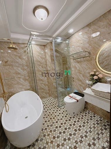 Hình ảnh Bán nhanh nhà ở Nguyễn Thiện Nhật - Q3, DT 80m2, giá 4tỷ590, sổ riêng.