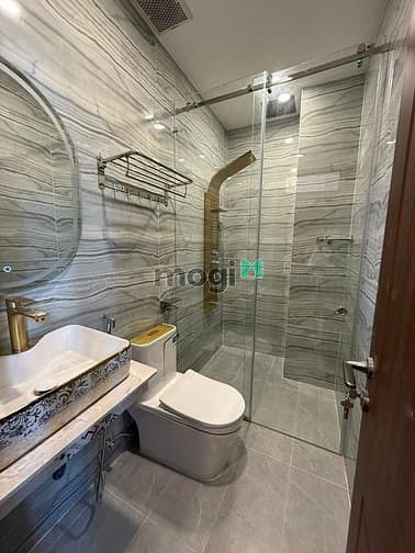 Hình ảnh Bán nhanh nhà ở Nguyễn Thiện Nhật - Q3, DT 80m2, giá 4tỷ590, sổ riêng.