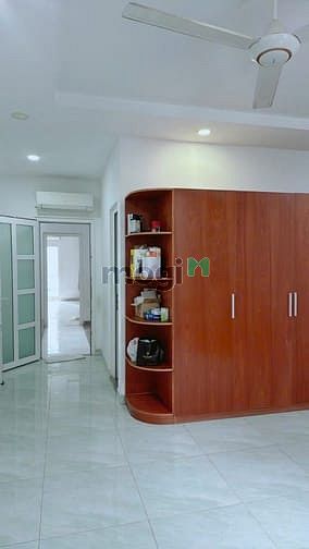Hình ảnh Cho thuê nhà nguyên căn 3 lầu view thoáng đẹp 4PN giá cực rẻ 15Tr/th