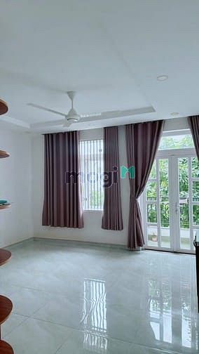 Hình ảnh Cho thuê nhà nguyên căn 3 lầu view thoáng đẹp 4PN giá cực rẻ 15Tr/th
