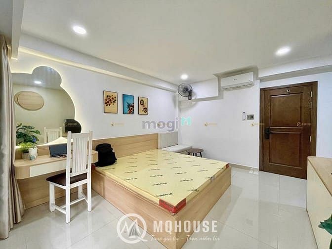 Hình ảnh Cho thuê CHDV tách bếp, ban công - Full nt mới 100% ngay khu Sân Bay