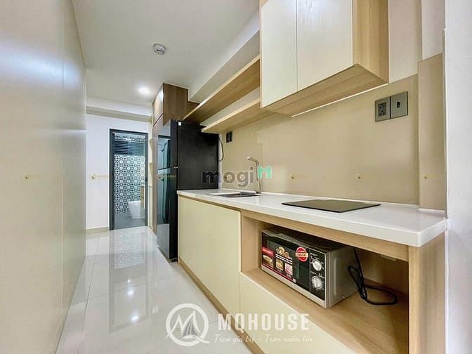 Hình ảnh Cho thuê CHDV tách bếp, ban công - Full nt mới 100% ngay khu Sân Bay
