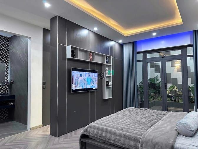 Hình ảnh Chú Sơn bán nhà đ.Lê Thị Bạch Cát,p11,q11,90m2,4,5tỷ,SHR,HĐT 21tr/T