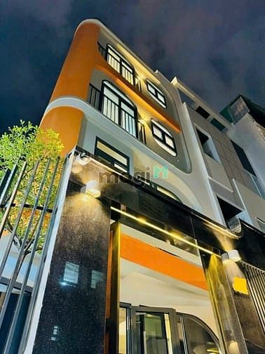Hình ảnh Bán ngộp nhà Trân Quang Diệu, P14, Q3, DT 63m2, giá 3tỷ900, sổ riêng.
