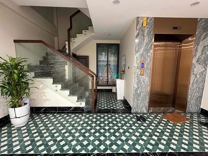 Hình ảnh Cho thuê nhà mặt ngõ kinh doanh  Nguyễn Văn Cừ - Long Biiển 3 tâng