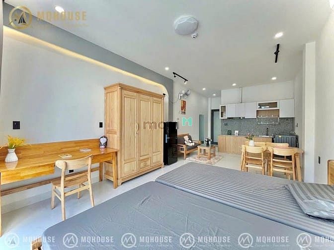 Hình ảnh Cho thuê CHDV BAN CÔNG siêu rộng - Full nt, có giặt riêng - Phổ Quang