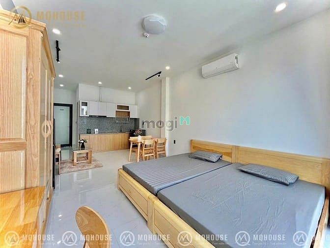 Hình ảnh Cho thuê CHDV BAN CÔNG siêu rộng - Full nt, có giặt riêng - Phổ Quang