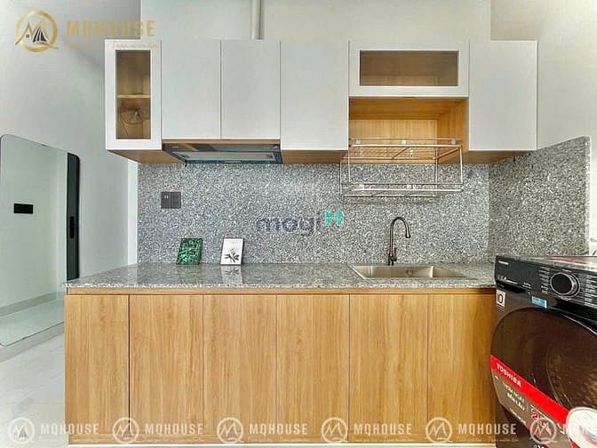 Hình ảnh Cho thuê CHDV BAN CÔNG siêu rộng - Full nt, có giặt riêng - Phổ Quang