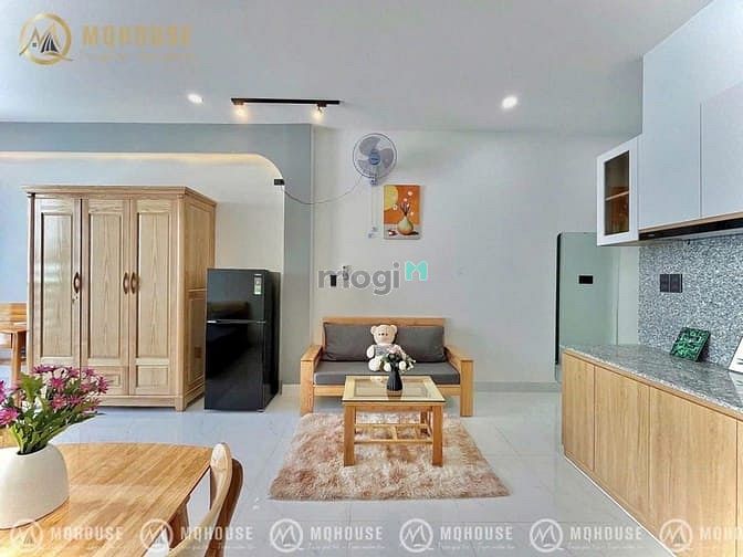 Hình ảnh Cho thuê CHDV BAN CÔNG siêu rộng - Full nt, có giặt riêng - Phổ Quang