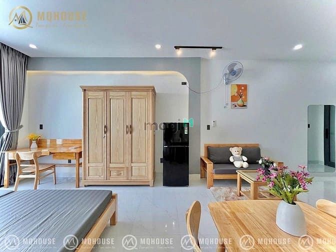 Hình ảnh Cho thuê CHDV BAN CÔNG siêu rộng - Full nt, có giặt riêng - Phổ Quang