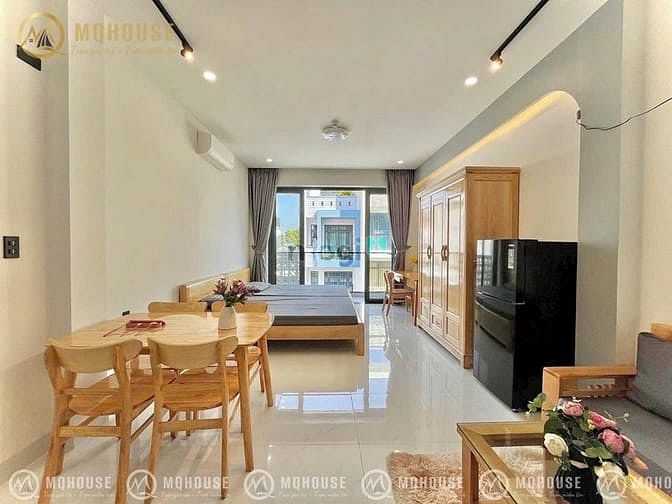 Hình ảnh Cho thuê CHDV BAN CÔNG siêu rộng - Full nt, có giặt riêng - Phổ Quang